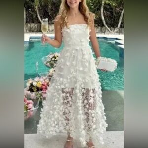 HELSI BHLDN Audrey Embroidered 3D Floral Applique S 4/6 Ivory A-Line Midi Bridal